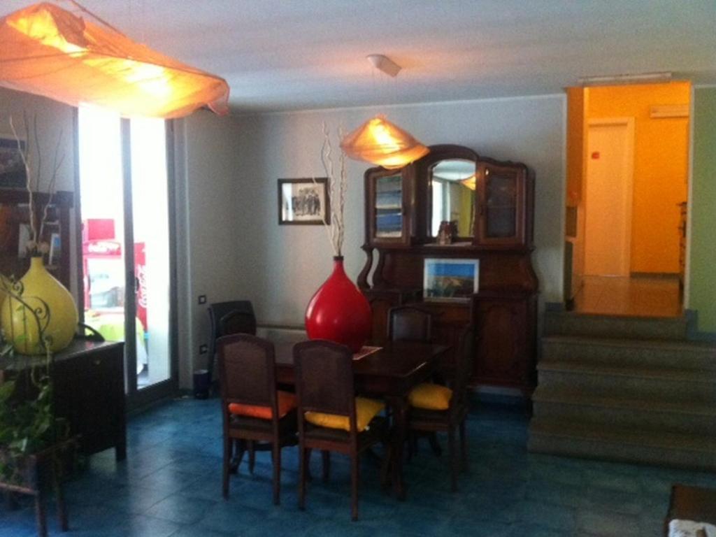 Albergo Ristorante Pomodoro Omegna Eksteriør billede